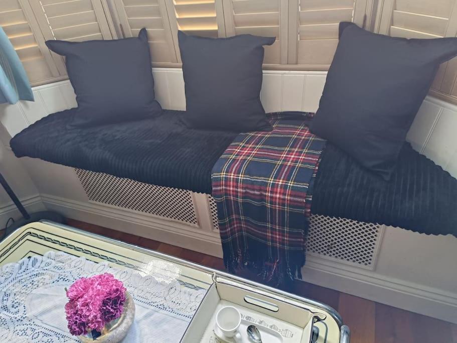 - Fulham Apartament